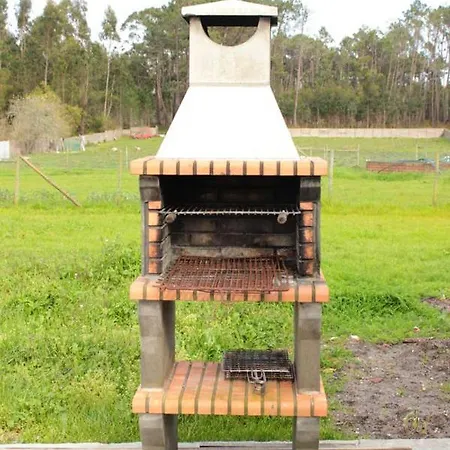 Cosy In With Shared Pool - 45 Sqm * Pataias