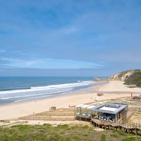 Cosy In With Shared Pool - 45 Sqm