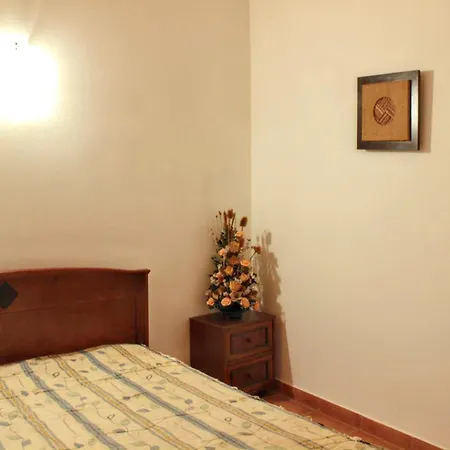 Apartment Cosy In With Shared Pool - 45 Sqm