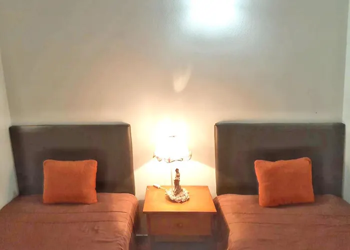 Cosy In With Shared Pool - 45 Sqm *